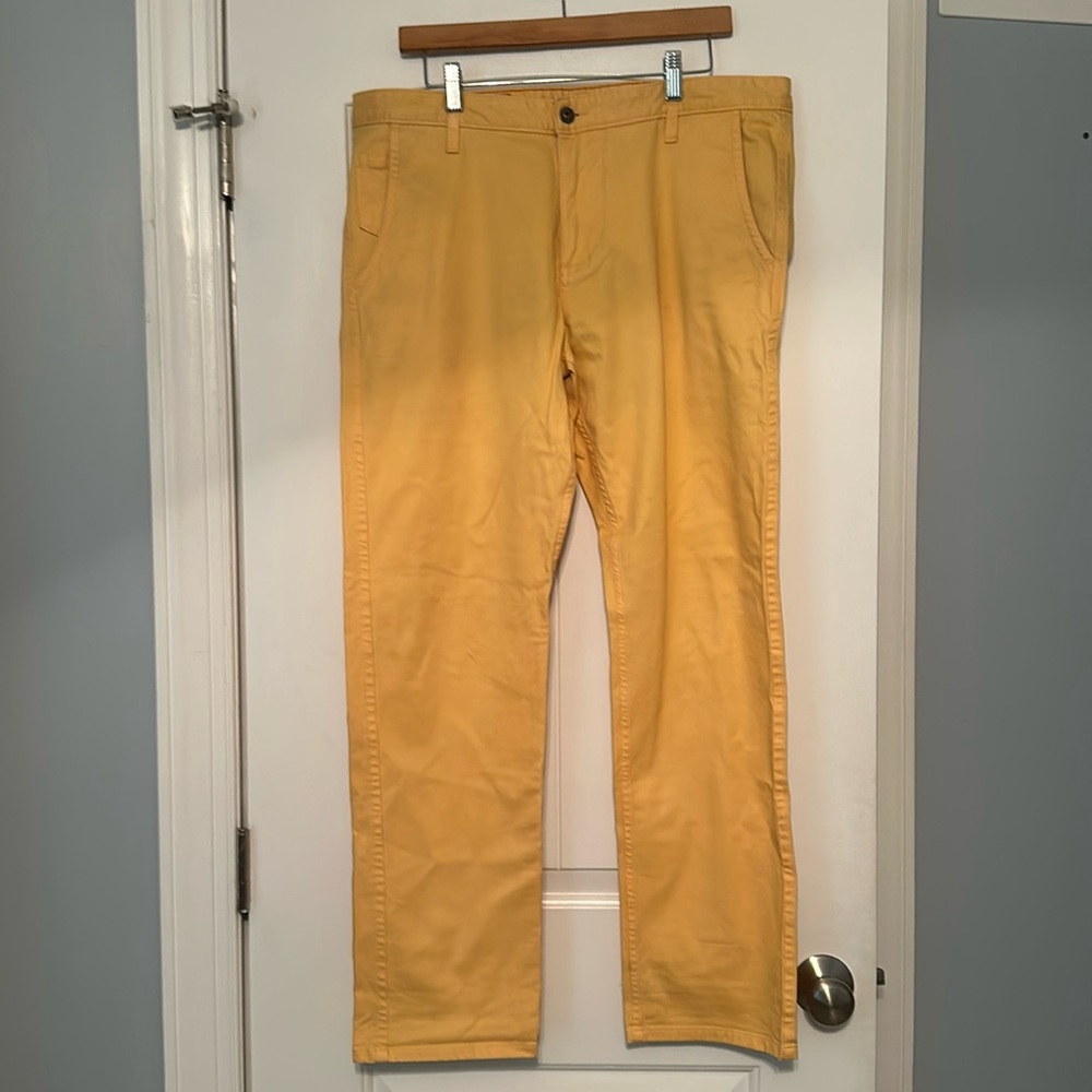 Dockers men’s khakis alph(a) pants